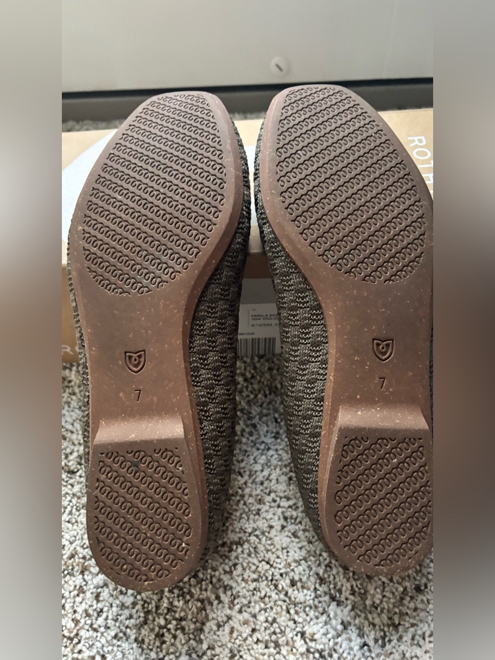 Rothy's Max Square Mary Jane Ballet Flats with strap in Olive Green, Size 7 - Picture 3 of 5